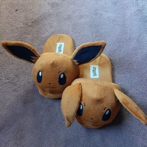 Eevee slippers